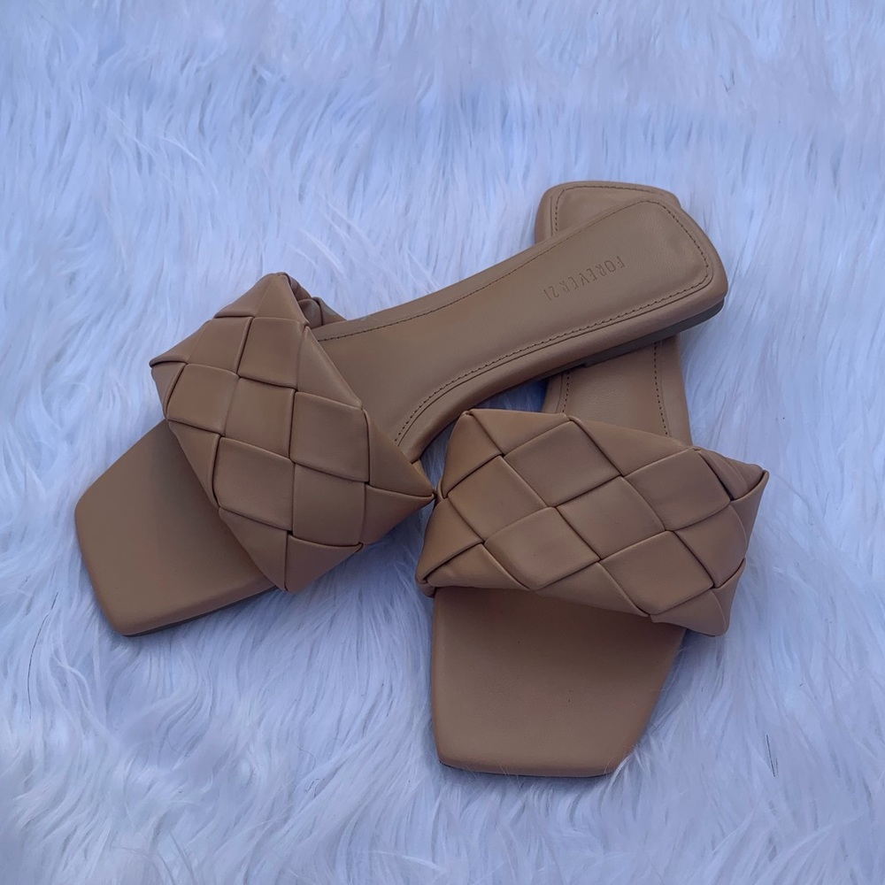 Forever 21 Nude Braid Sandals Size 6